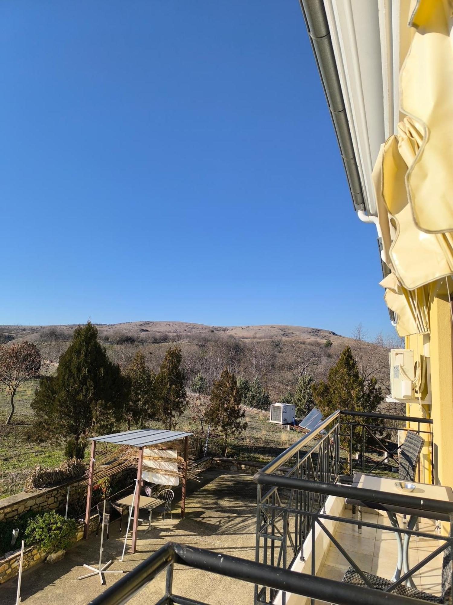 סימוולי Faraggi Hotel מראה חיצוני תמונה