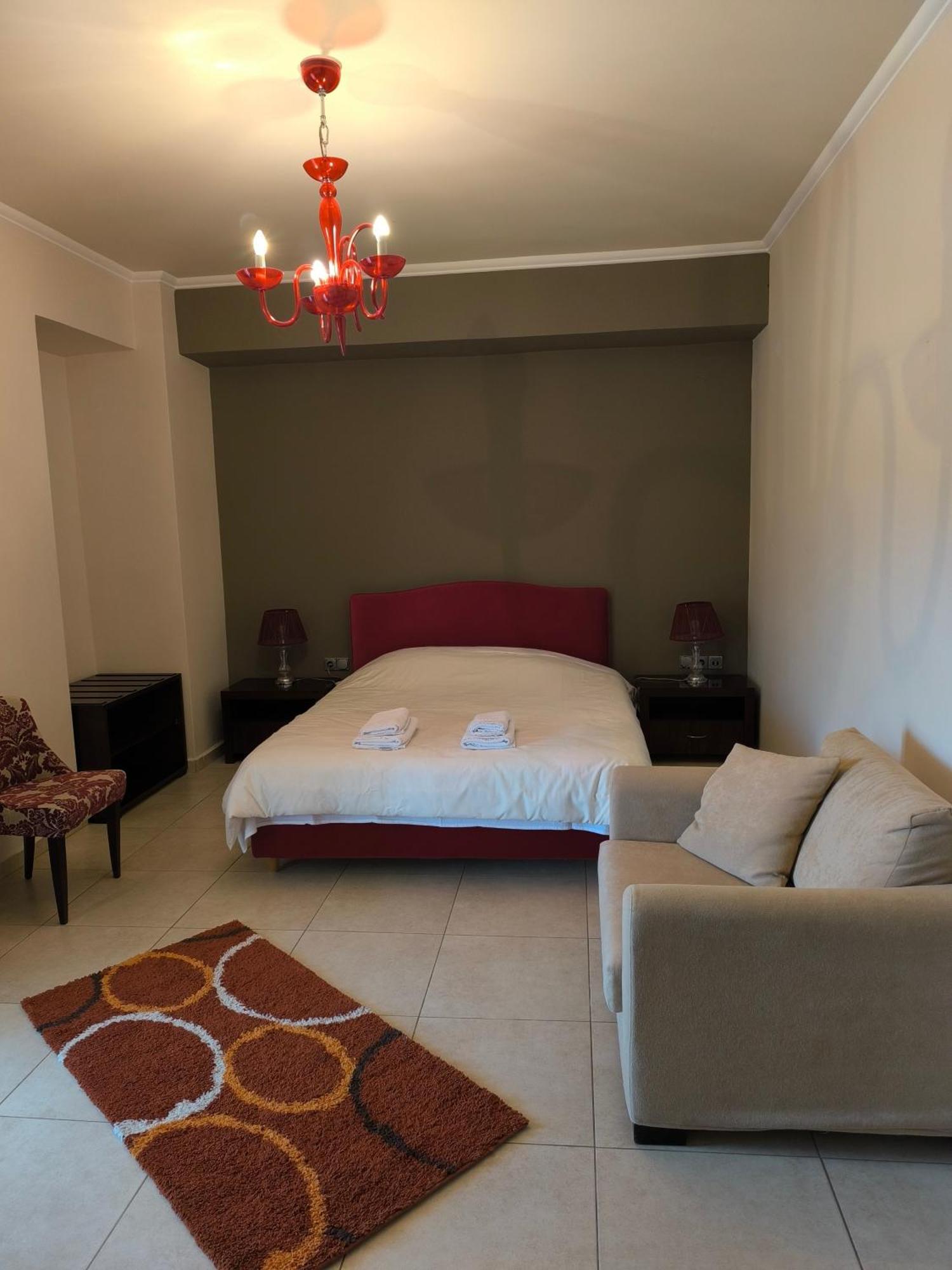 סימוולי Faraggi Hotel מראה חיצוני תמונה